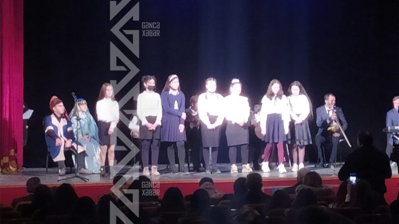 Gəncədə şagirdlər Şuşaya həsr edilmiş konsert veriblər