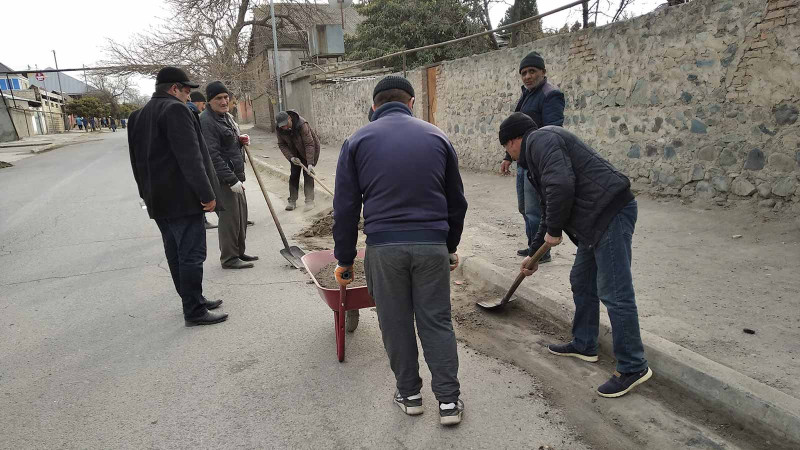 Gəncənin bir sıra küçələri təmizlənib