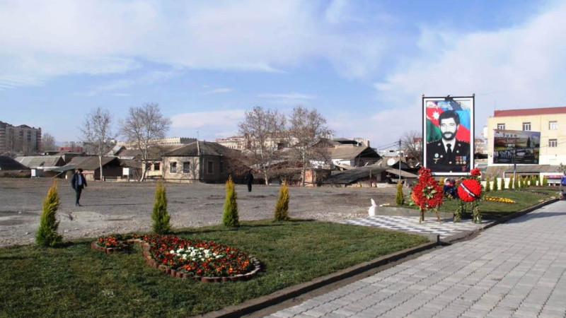 Ölkə rəhbərinin Gəncəyə səfərindən sonra çıxarılan ağaclarla bağlı açıqlama