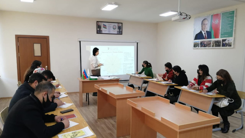 Gəncədə məktəb psixoloqları üçün təlimlər təşkil edilib
