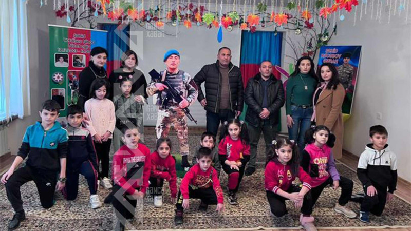 Uşaq Evində ehsan süfrəsi açılıb