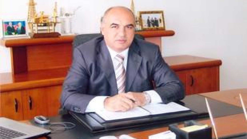 Şahmar Vəliyevə qarşı dələduzluq edən şəxsin işi istintaqa qaytarılıb
