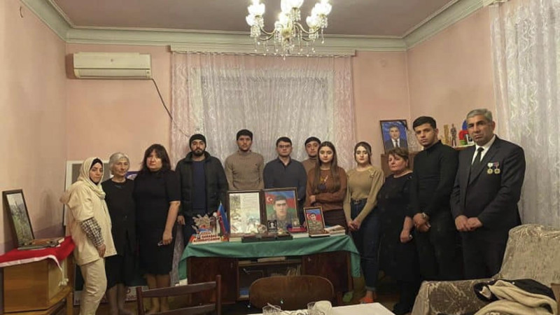 Şəhid Rəşad Məmmədovun ailəsinə baş çəkilib