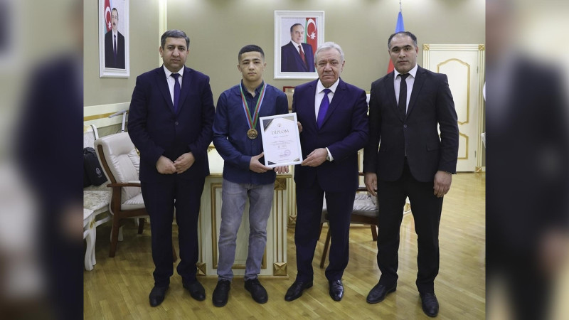 GDU-nun tələbəsi sərbəst güləş üzrə turnirdə medal qazanıb