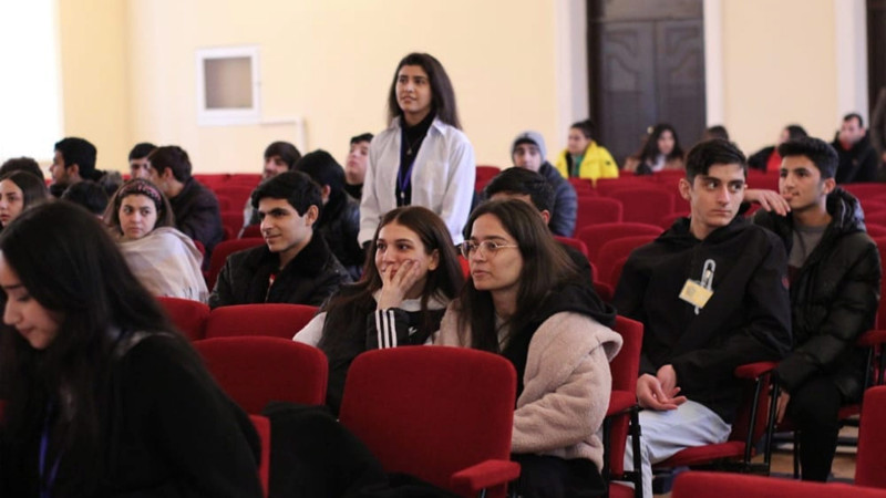 “RənglərimİZ” adlı konfrans təşkil edilib