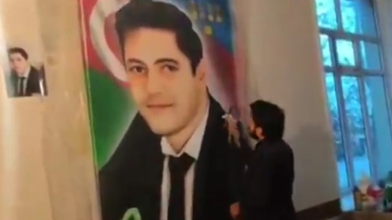 Şəhidin adına olan auditoriyada portreti canlandırılıb