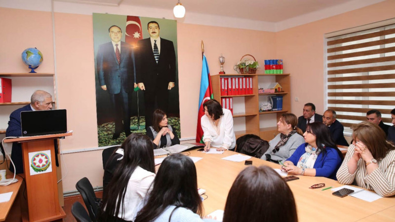Məktəb direktorları üçün təlim təşkil olunub