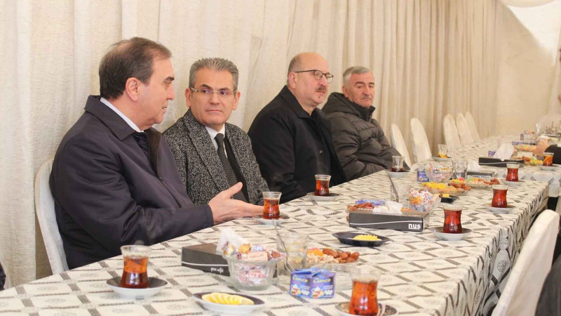 Türkiyənin Baş konsolu şəhid ailəsinin evində olub
