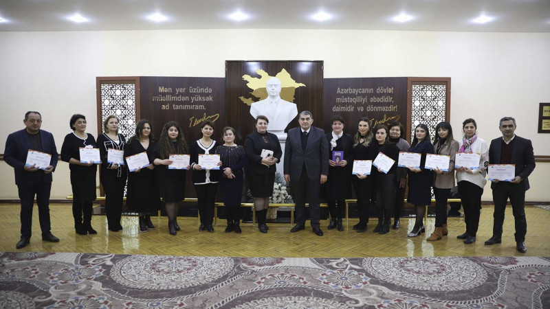 GDU-nun bir sıra müəllimlərinə sertifikatlar verilib