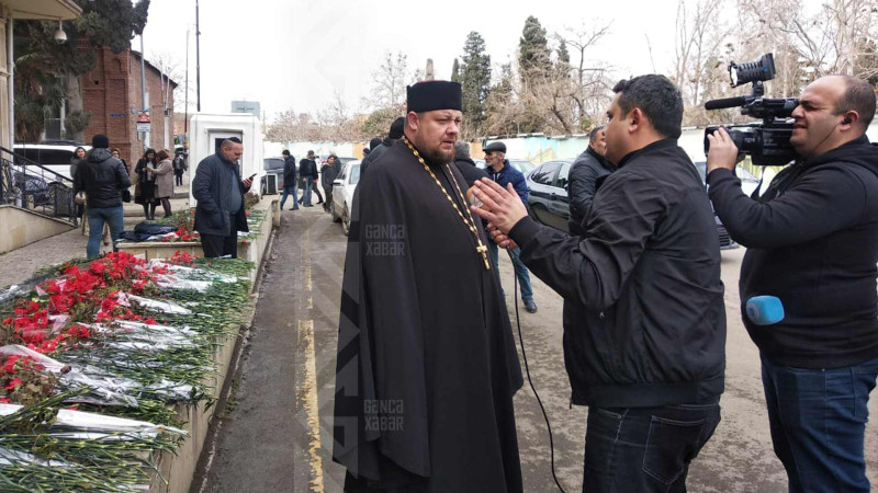 Rus Pravoslav kilsəsinin baş keşişi Baş konsulluğa başsağlığı verib