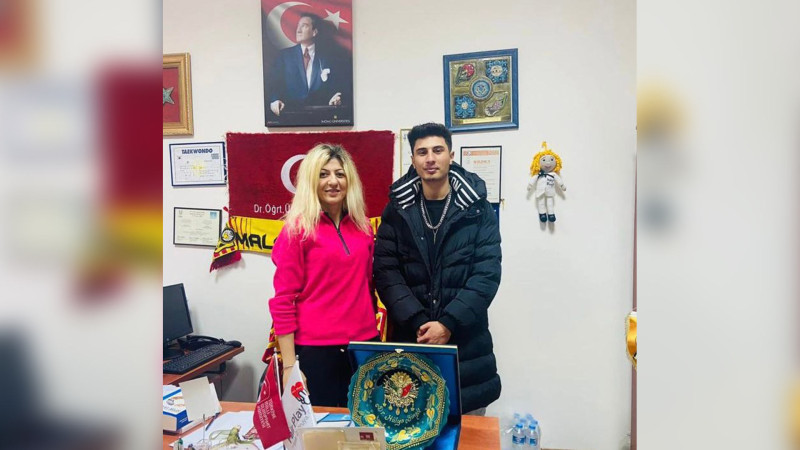 Malatyada dağıntılar altında qalan tələbəmizin ölüm xəbəri yalandır