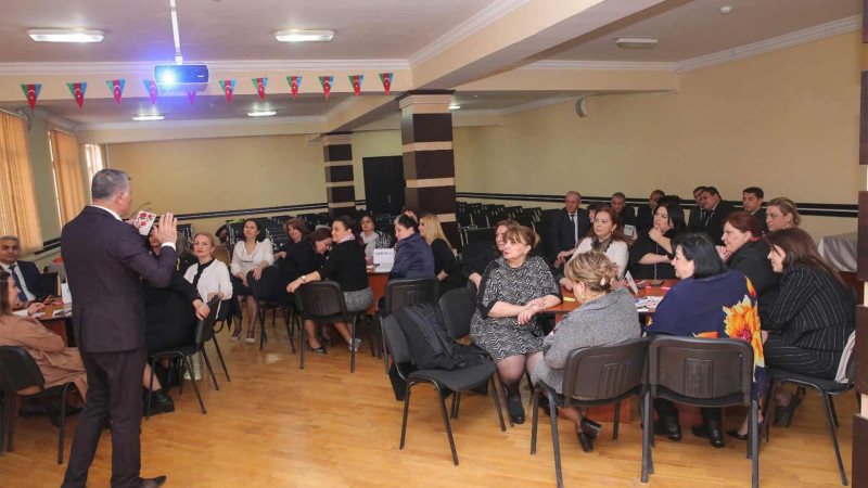 Müasir dərsin təşkili mövzusunda təlim baş tutub