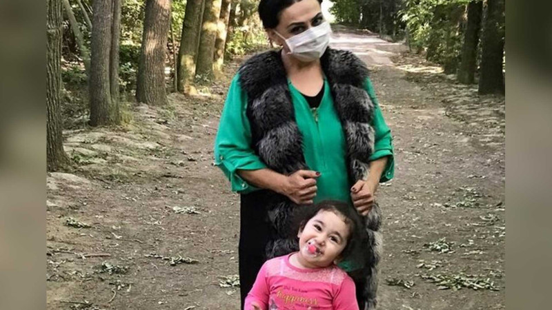 Toppuş bacının qızı Kukla Teatrında tamaşada oynayıb