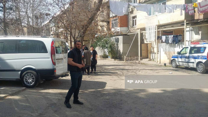 Kişi arvadını bıçaqlayaraq öldürüb