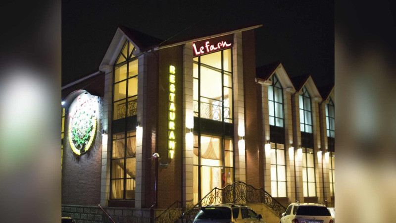 Le Farn restoranında nöqsanlar aşkarlanıb
