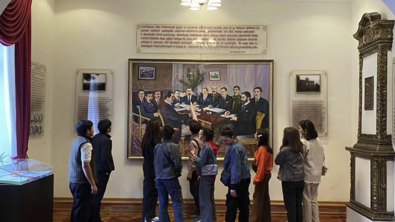 GDU-nun tələbələri Azərbaycan Xalq Cümhuriyyəti Muzeyində olublar