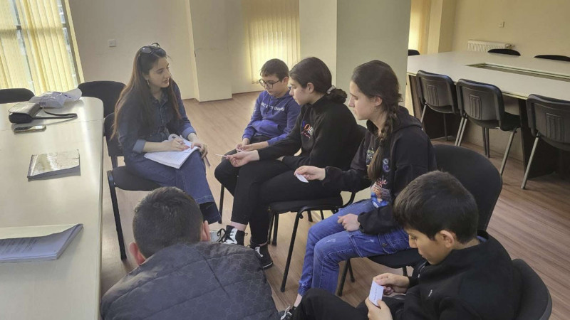 Əsas Həyat Bacarıqları proqramı çərçivəsində təlimlər baş tutub