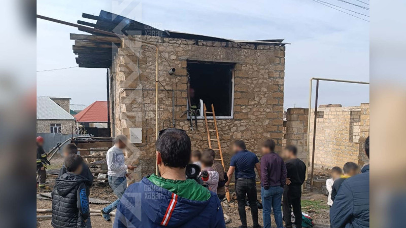 Gəncədə qazinin 1 otaqlı evi yanıb