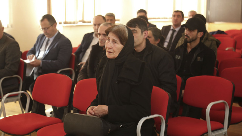 Niyazi Bayramov sakinlərlə görüşüb