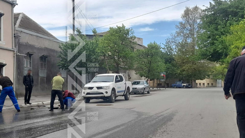 Təbriz küçəsində kommunal qəza baş verib