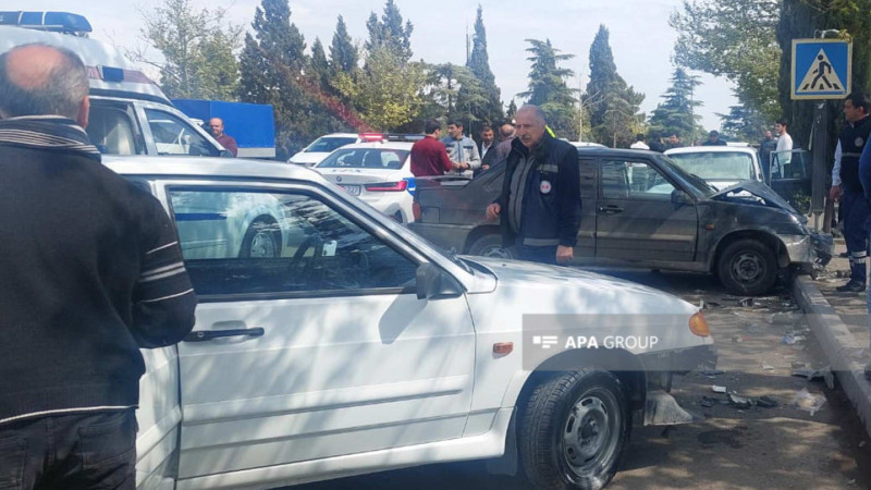 İdarəetməni itirən sürücü qəzaya səbəb olub