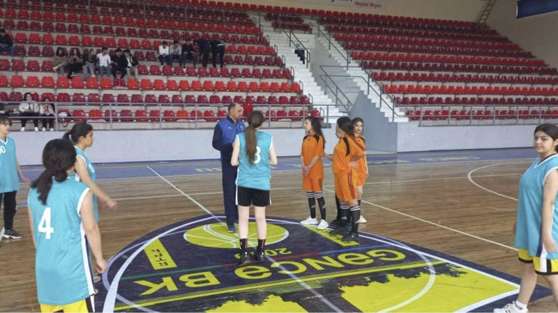 Qızlar arasında basketbol üzrə yarış keçirilib