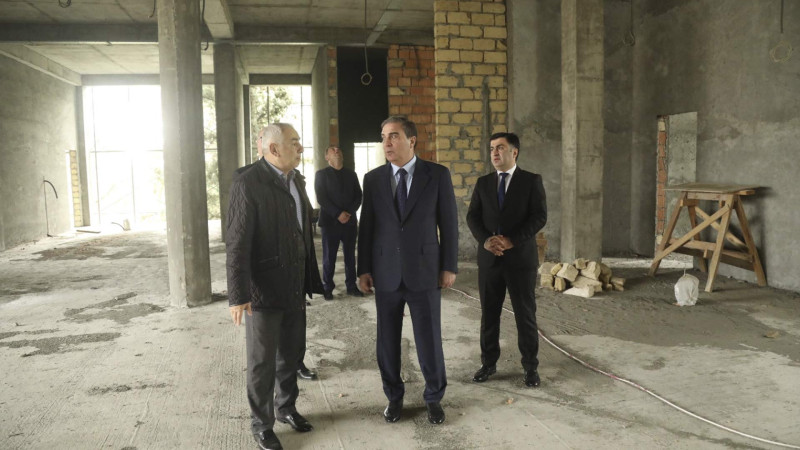 KOBİA Gəncədə KOB evi tikir