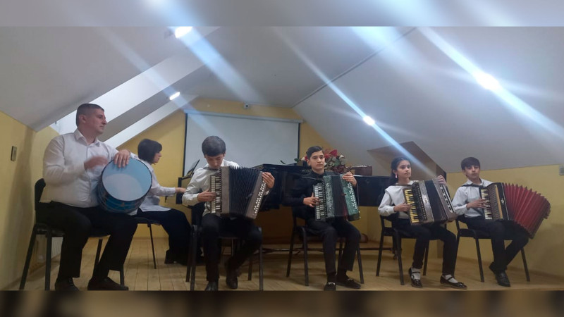 Dahi şəxsiyyət adlı konsert proqramı baş tutub
