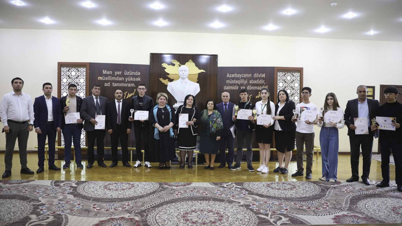 Zəfər və Qələbə tarixi üzrə olimpiada qalibləri mükafatlandırılıblar