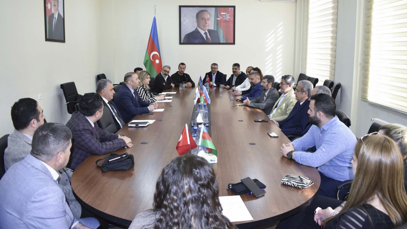 ADAU-da Ege Universitetinin müəllimləri ilə görüş baş tutub