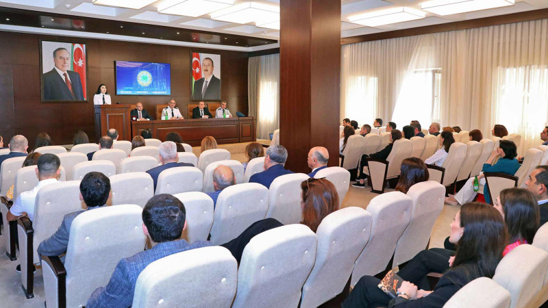 Əcnəbi tələbələrin miqrasiya məsələləri ilə əlaqədar görüş baş tutub