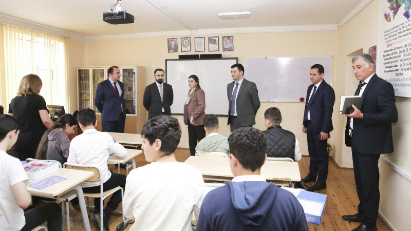 Elm və təhsil nazirinin müavini şəhərimizin qonağı olub