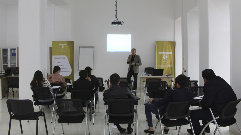 Öz biznesinə başla mövzusunda iki təlim baş tutub