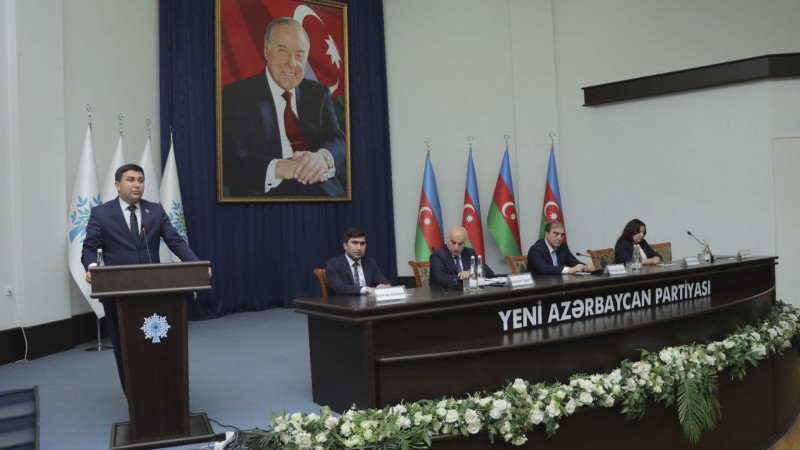 Yeni YAP sədri şəhər ictimaiyyətinə təqdim olunub