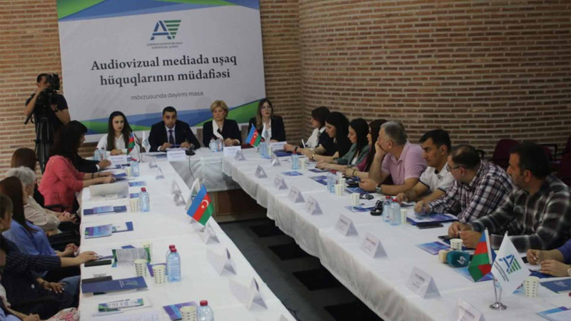 Audiovizual mediada uşaq hüquqlarının qorunması mövzusunda tədbir keçirilib