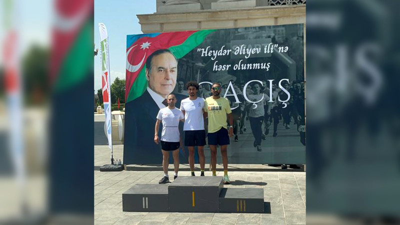İdman-Sağlamlıq Mərkəzinin idmançısı qaçış yarışında gümüş medal qazanıb