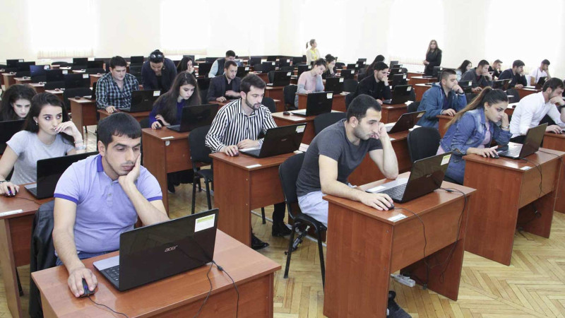 ADAU-da yaz semestrinin imtahan sessiyası start götürüb