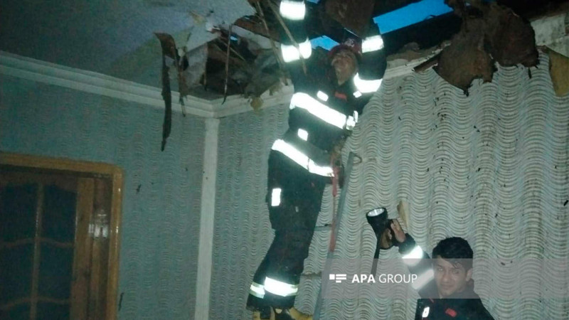 Üçotaqlı evdə yanğın: ev sahibinin təzyiqi qalxıb