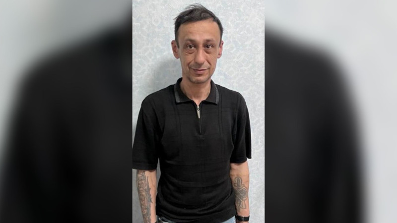 Narkotik satmaqda şübhəli bilinən şəxs perronda saxlanılıb
