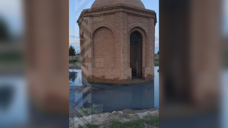 Comərd Qəssab türbəsinin son vəziyyəti sakinləri narahat edir