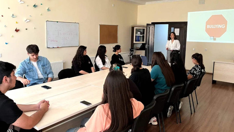 Gənclər üçün psixoloji seminar keçirilib