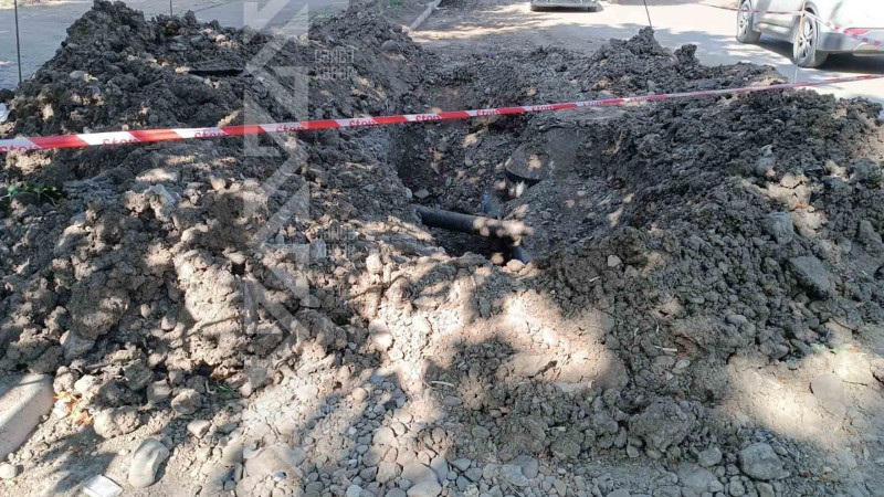 İki binanın sakinləri bir həftədir susuz qalıblar