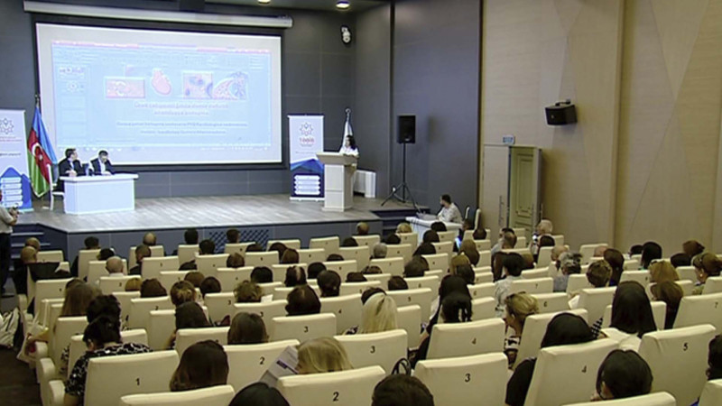 Gəncədə tibb işçilərinin konfransı keçirilib