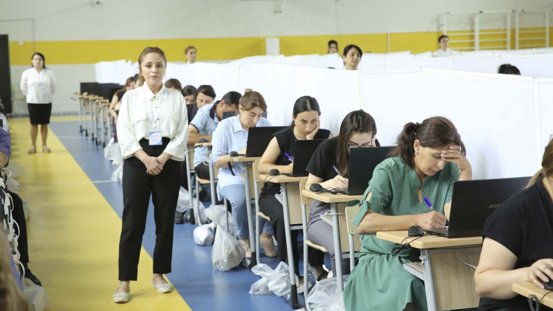 Bu gün müəllimlərin işə qəbul imtahanları start götürüb