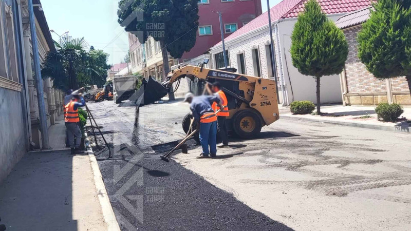 Pərviz Səmədov küçəsində yol örtüyü təmir olunub