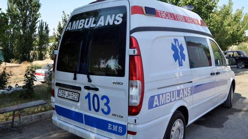 Metal yığan 33 yaşlı kişinin üstünə beton aşıb