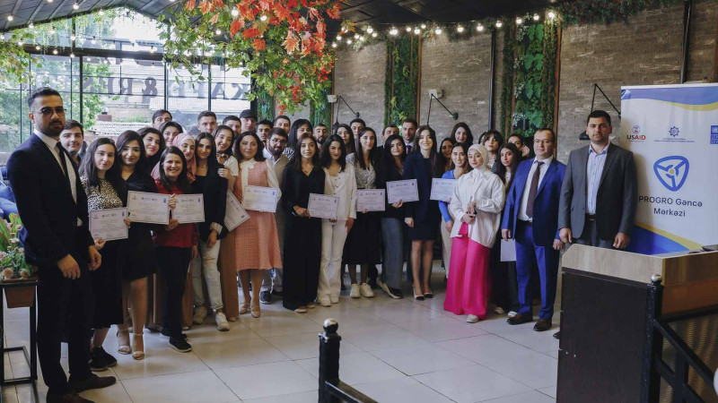 Peşəkar İnkişaf Proqramının məzunları təltif ediliblər