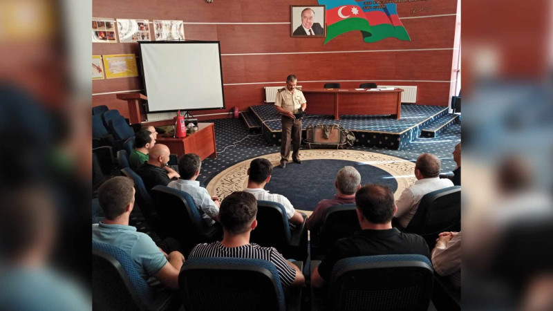 Mülki müdafiə mövzusunda kurs baş tutub