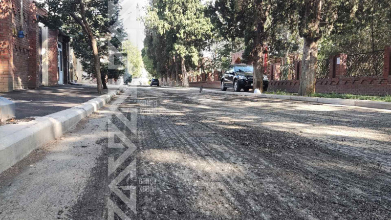 Əhməd Cəmil küçəsinə yeni asfalt örtüyü çəkilir