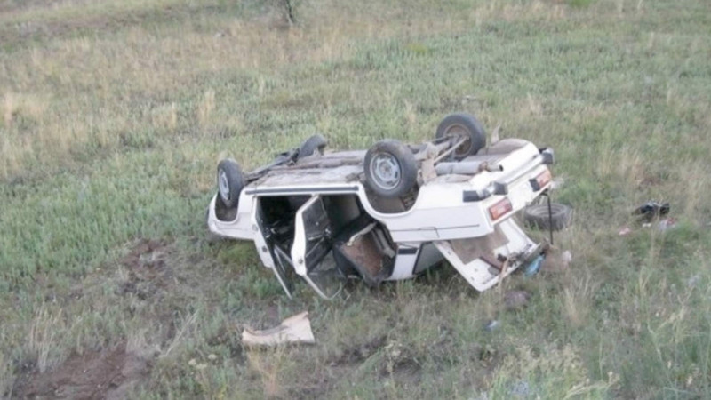 VAZ 2107 aşıb: 21 yaşlı gənc vəfat edib